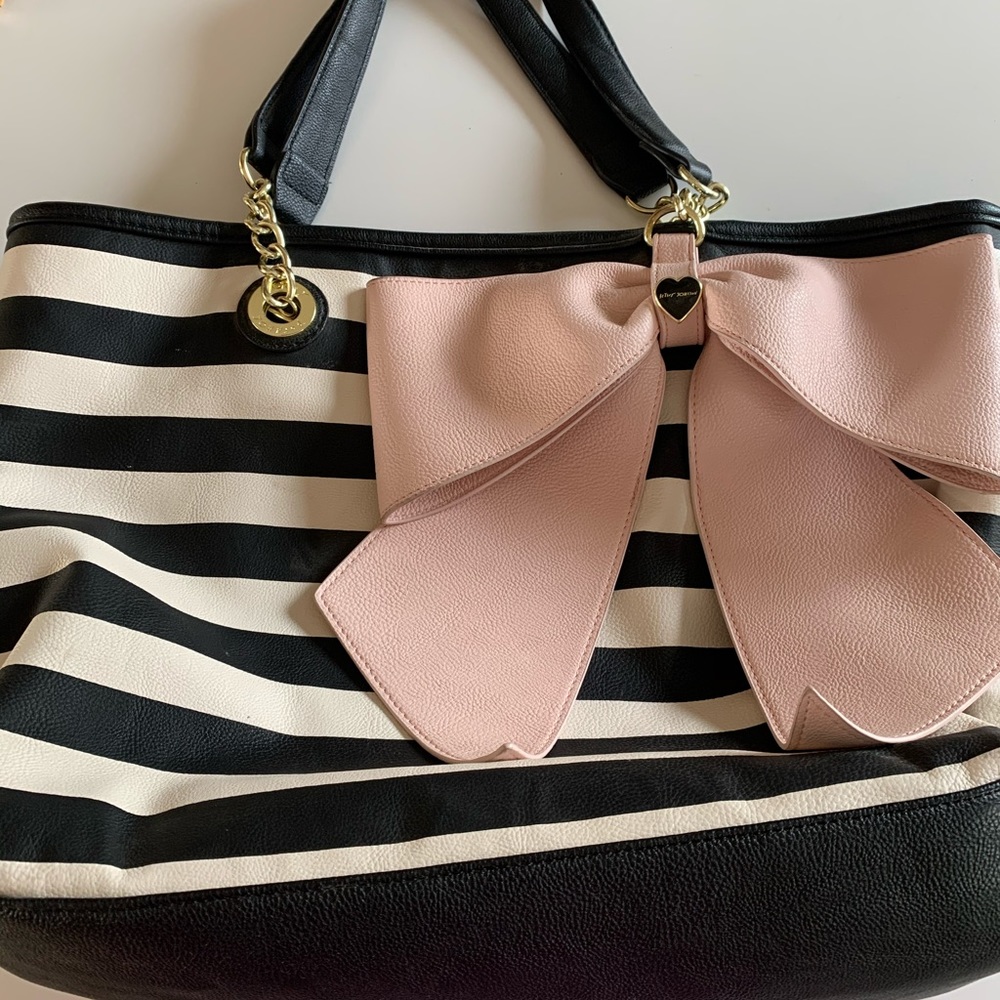 Betsey Johnson striped bow purse